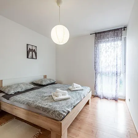 Mikka - Happy Apartment Pula